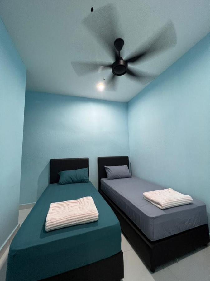 Faiz Apartment Kuching
